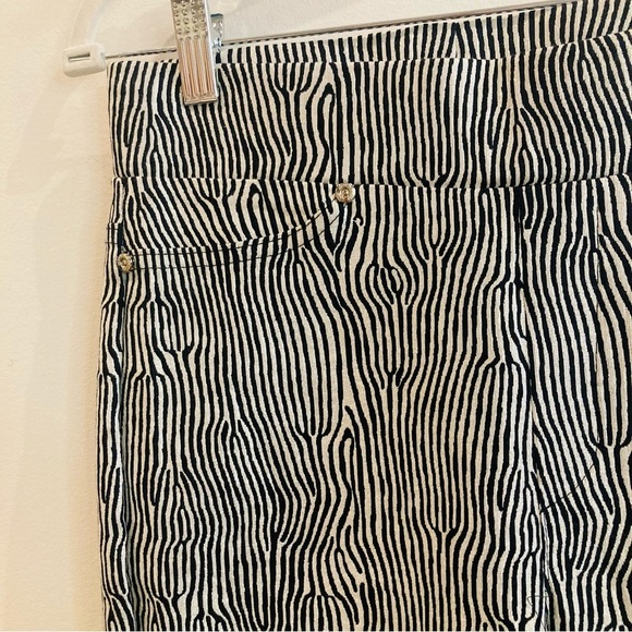JOSEPH RIBKOFF Sz 6 Black and Gold Animal Zebra Print  Pull On High Waist Pants - Picture 2 of 11